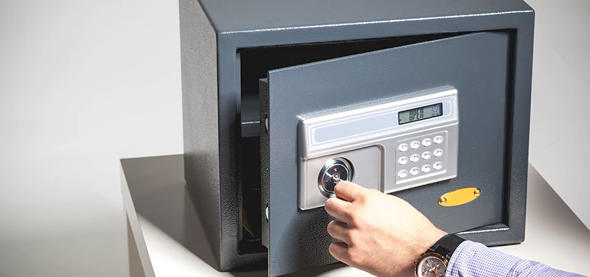 Jewelry Safe Unlocking Service in Clark, New Jersey